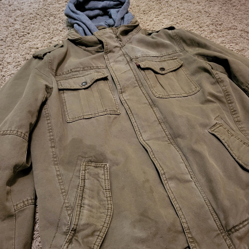 Levi's Trucker Jacket (Medium) - image 2